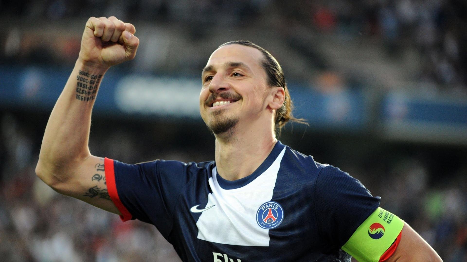 “尼古拉斯·桑特基的防守与进攻兼备，为阿根廷美洲狮队带来致命威胁”