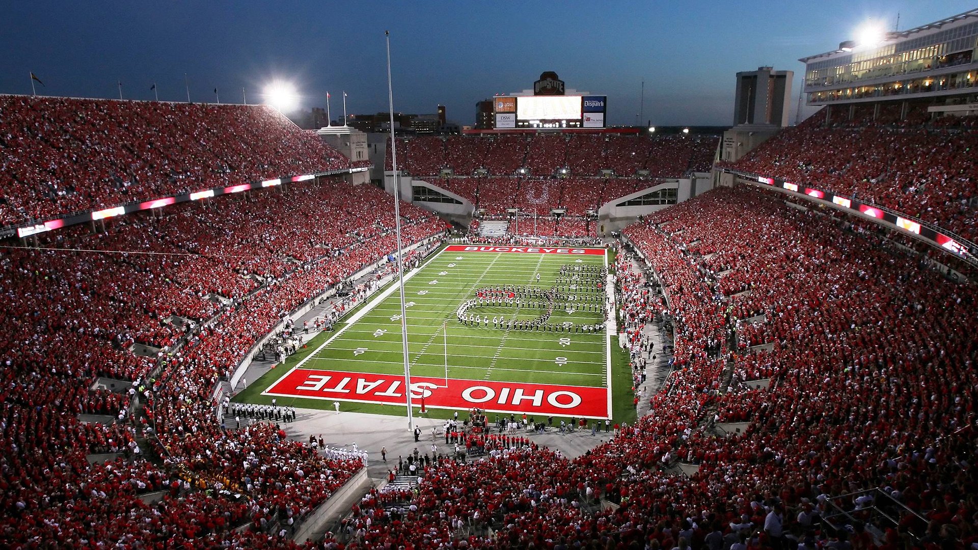 德甲焦点战：多特蒙德与拜仁慕尼黑激战成和